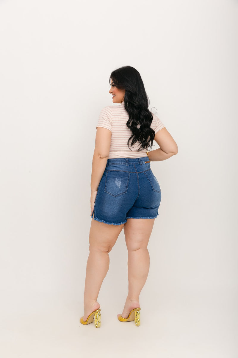 Short Jeans Plus Size Cintura Alta Botões